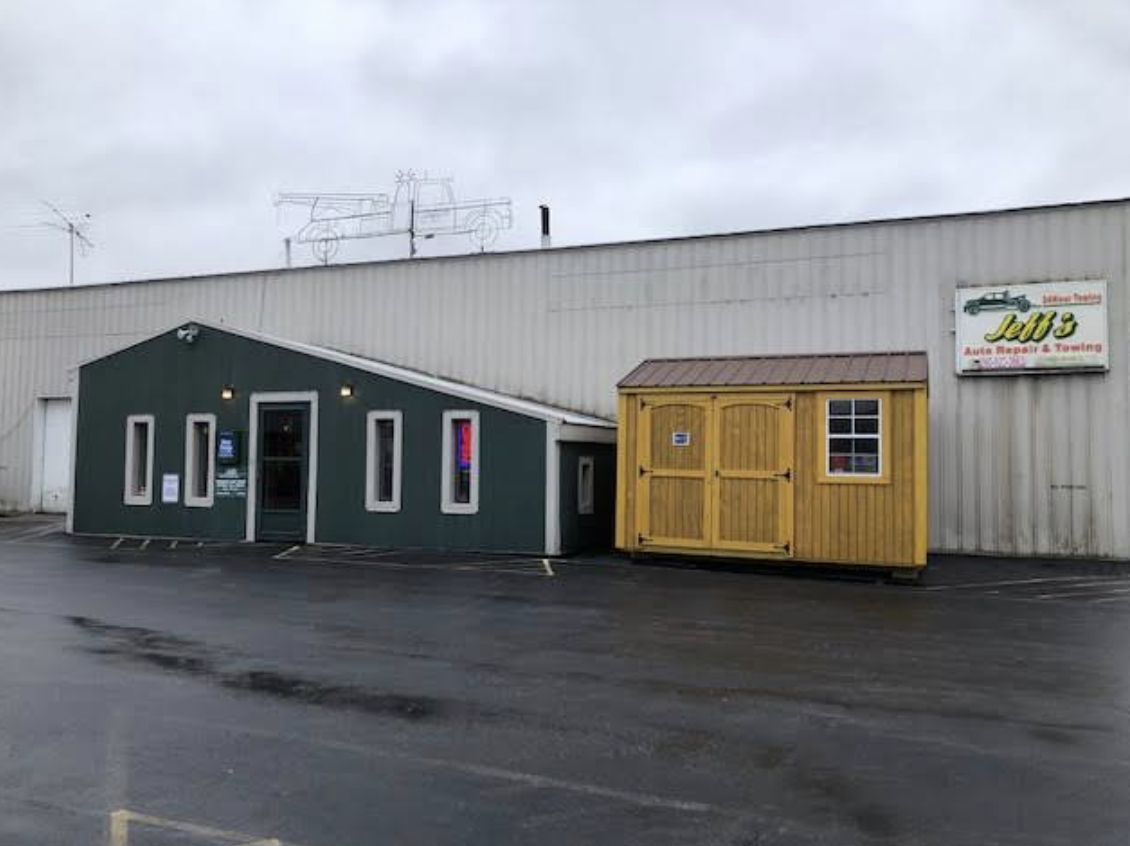 Jeff's Auto Repair & Towing shop front in Auburn, Indiana